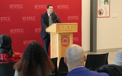 DHE Commissioner Dr. Noe Ortega visits STCC